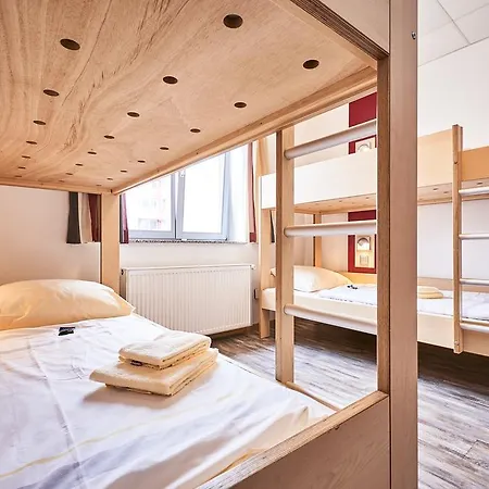 Djh-Gaestehaus Bermuda3Eck Hotel 2*